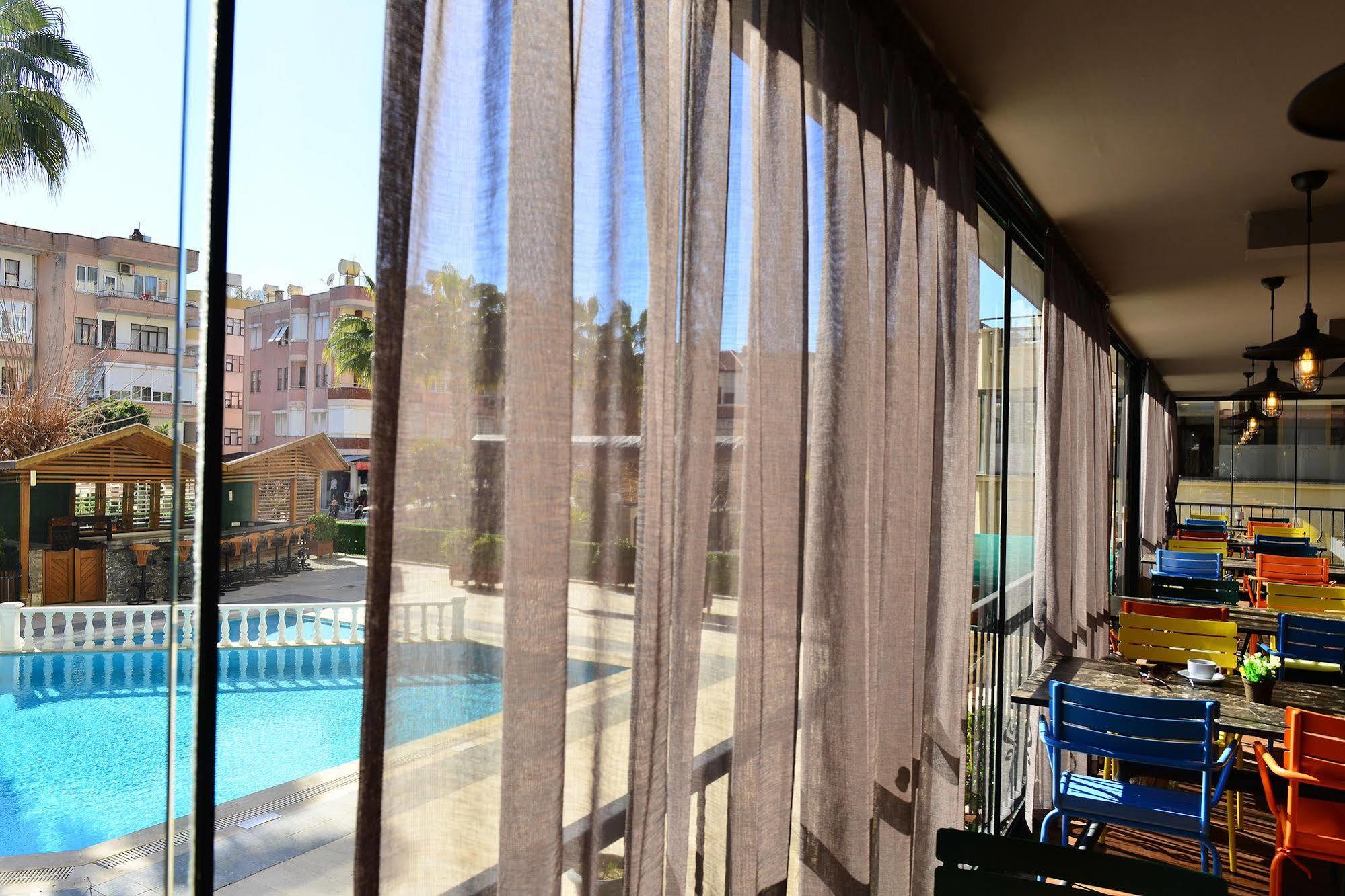 Prince Apart & Hotel Alanya Buitenkant foto